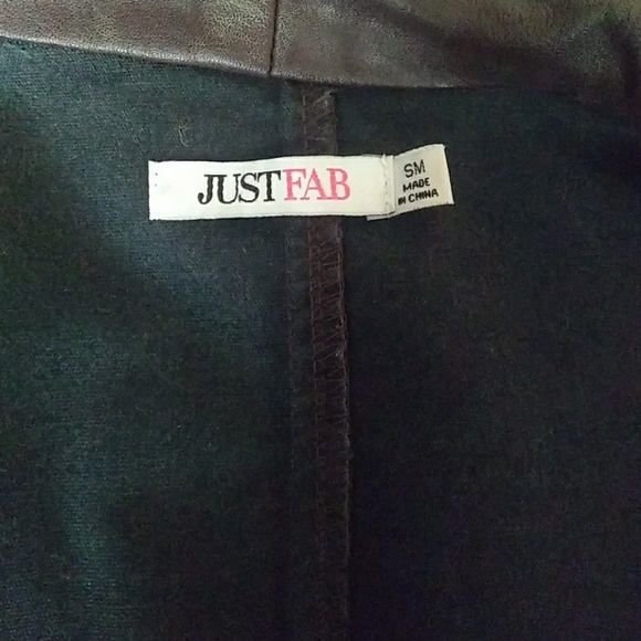 Leather jacket - Picture 3 of 3